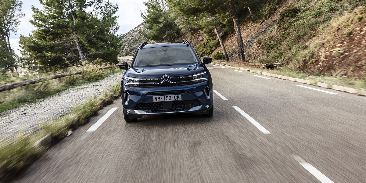 Новый CITROËN C5 AIRCROSS: абсолютный комфорт в еще более солидной форме